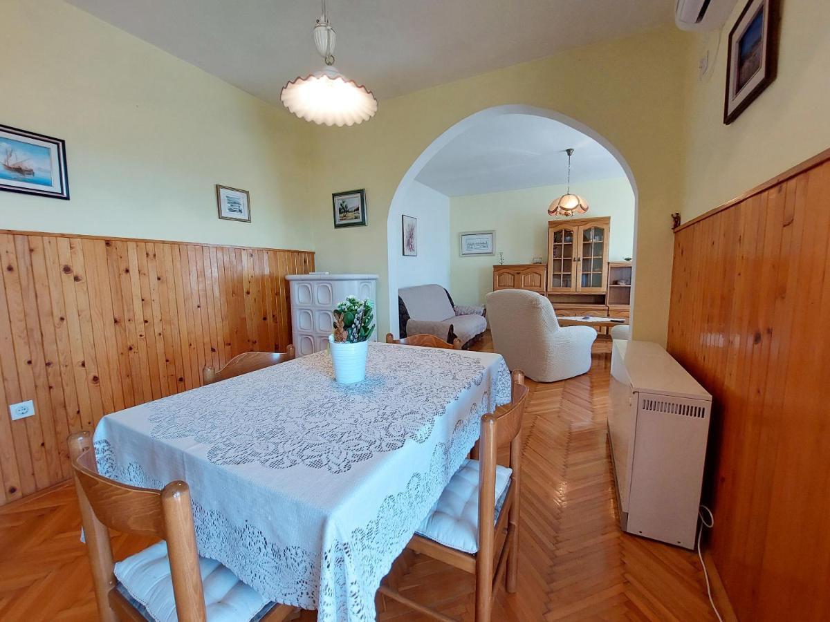 Apartment Đurđa Senj  Ngoại thất bức ảnh